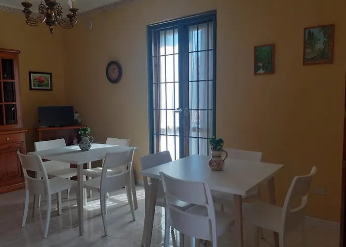 Rosina Bed & Breakfast 3*